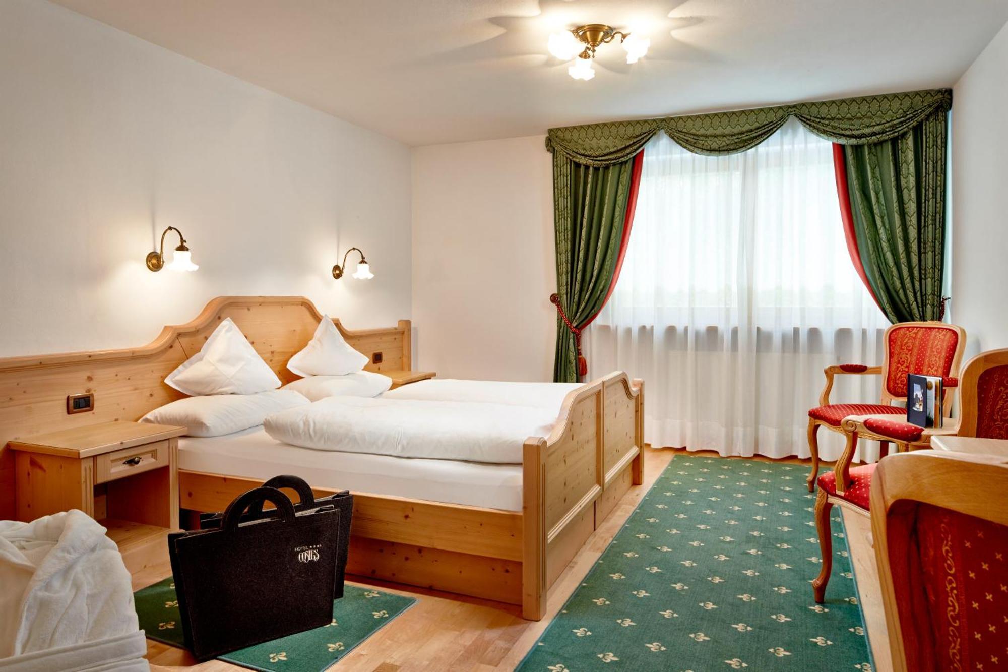 Hotel Costes Corvara In Badia Dış mekan fotoğraf